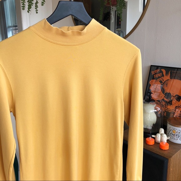 2/$20 St. John’s Bay Mock Neck Long Sleeve T-Shirt - Picture 14 of 15